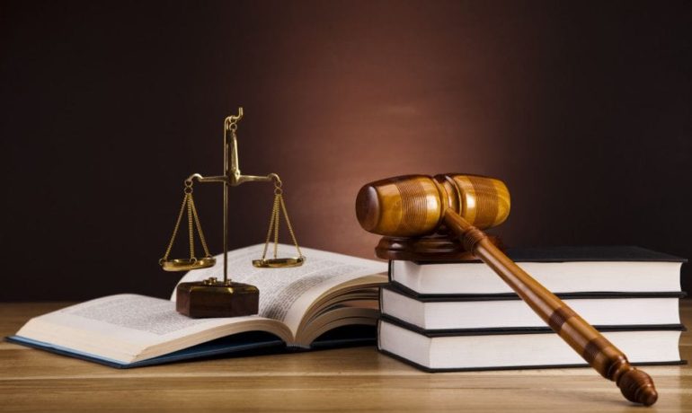أحكام النقض المدني في توجيه الطلبات العارضة بمذكرة دفاع