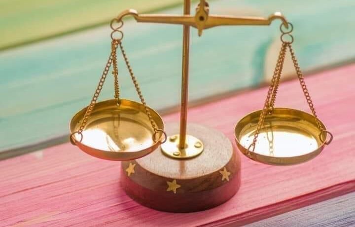 ماهي النفقات التي يحق للزوجة الحصول عليها قبل الطلاق